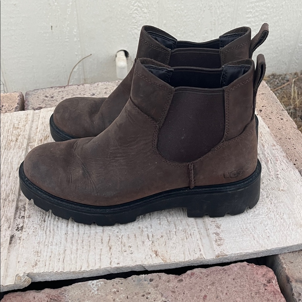 Womens Ugg Loxley Brown Nubuck Leather Platform Chelsea Ankle Boots Size 9 - Picture 3 of 11